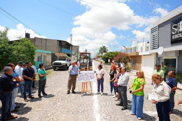 AHORA, EL GOBERNADOR LE METE MANO A LA COLONIA GOBERNADORES DE TEPIC