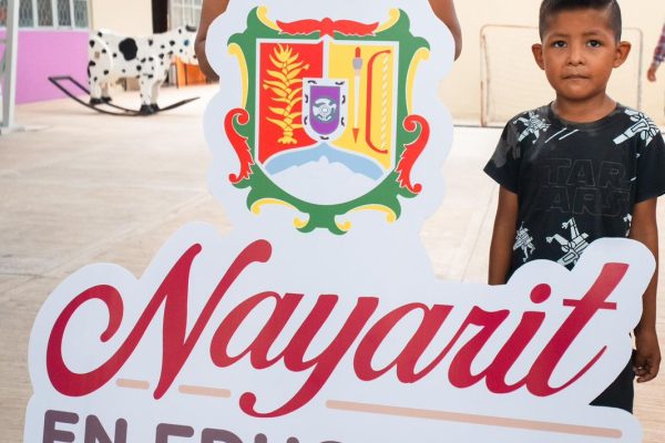 SUPERVISA EL GOBERNADOR OBRA EDUCATIVA EN TUXPAN