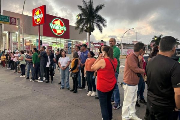 LÍDERES DEL SUTSEM CON UN PIE EN LA CÁRCEL