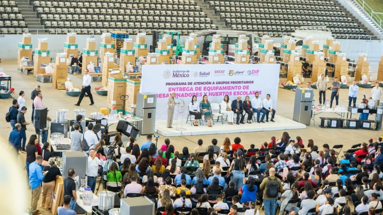 EN 150 ESCUELAS SE ENTREGAN DESAYUNOS Y HUERTOS EN BENEFICIO DE 4 MIL 500 ESTUDIANTES