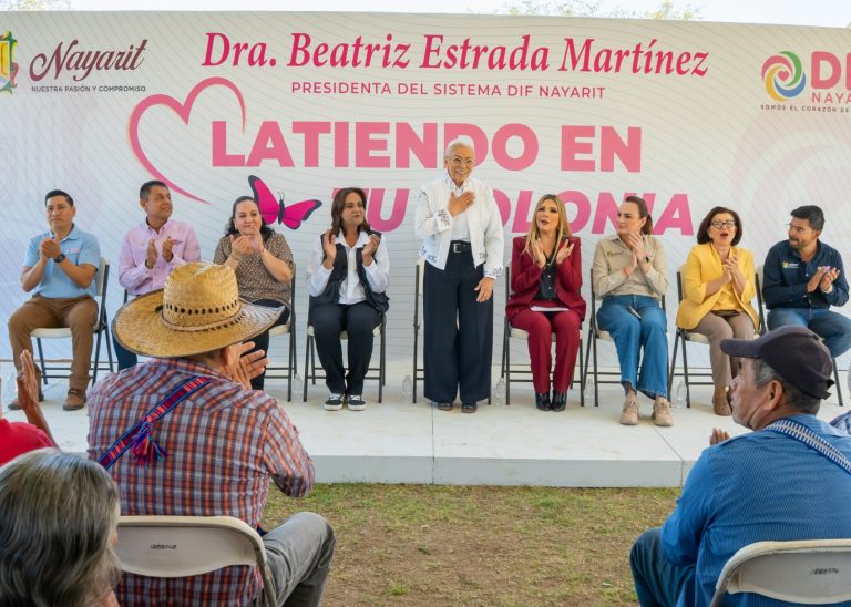 LA DOCTORA BEATRIZ LLEVA APOYOS A ATONALISCO