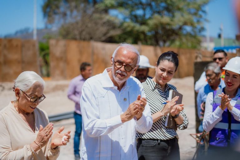 SUPERVISA OBRAS GOBERNADOR DEL NUEVO ESTADIO DE FUTBOL
