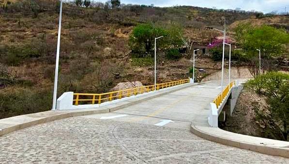 LA YESCA YA TIENE PUENTE NUEVO