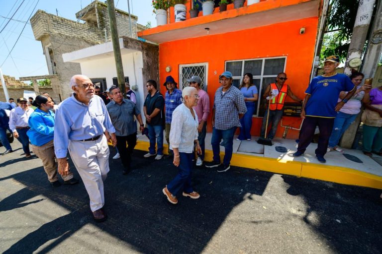 EL DOCTOR PONE EN MARCHA CALLES REHABILITADAS EN EL AGUACATE Y ANUNCIA MÁS INVERSIONES