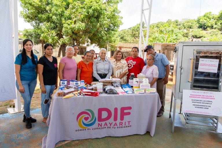 HASTA ACATÁN DE LAS PIÑAS, LLEGA LA DOCTORA